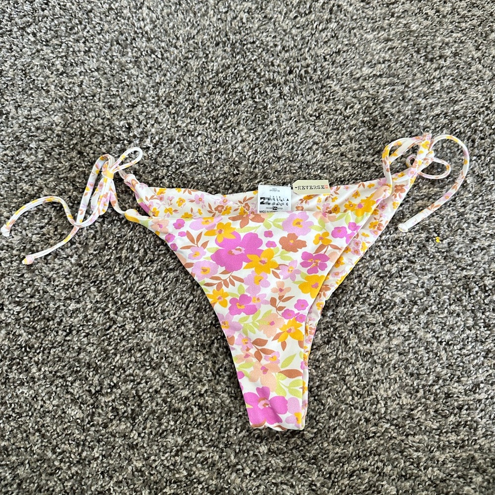 Billabong swim bottoms